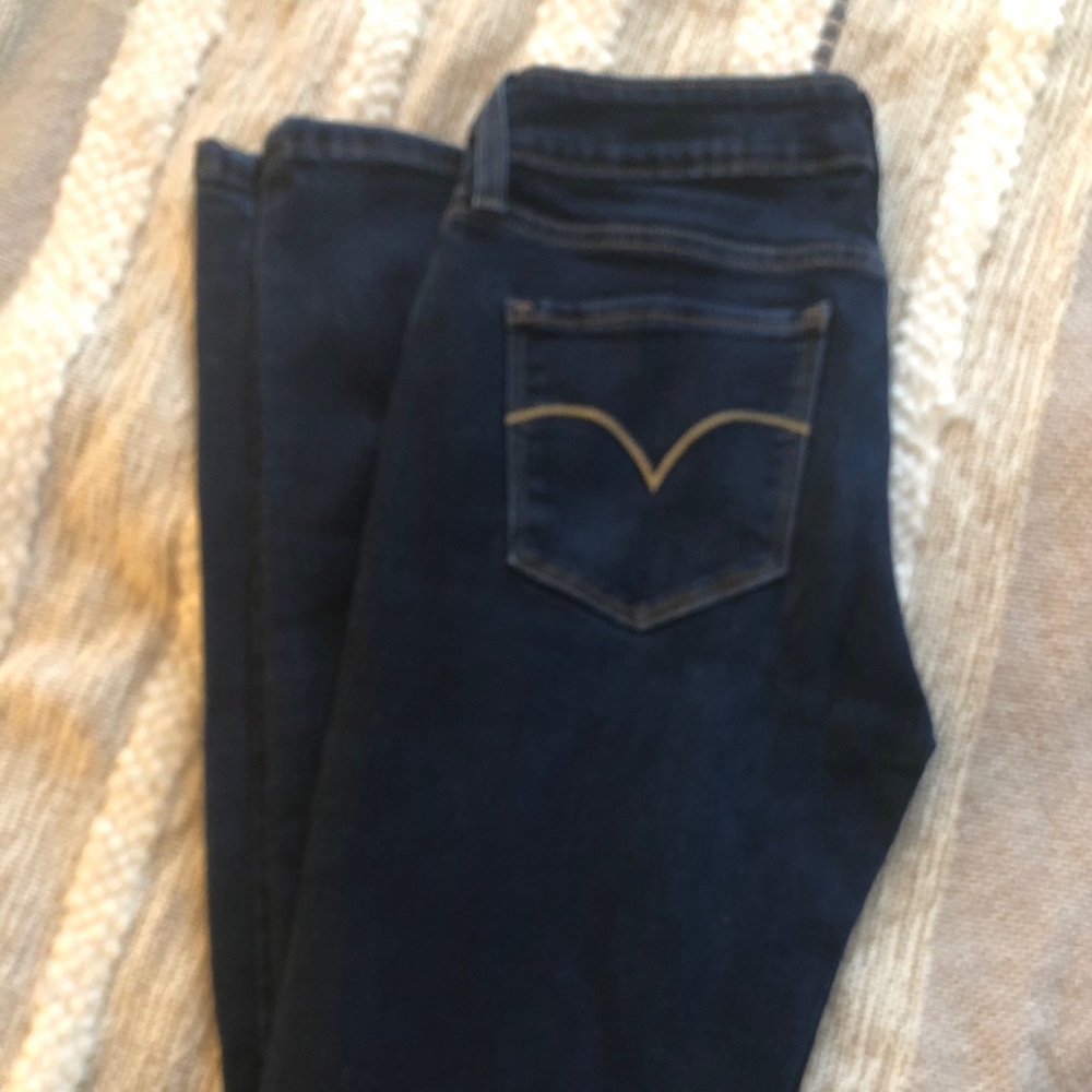 Levi’s jeans size 27!